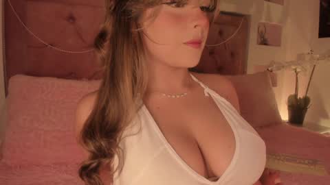 Melissa   online show from February 6, 1:10 pm