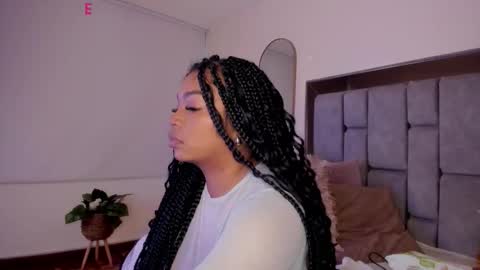 Mian  online show from November 3, 9:08 pm