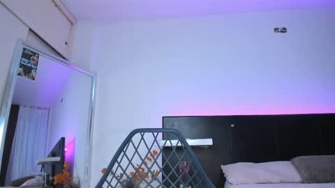 miss_sofyy online show from May 14, 10:48 pm