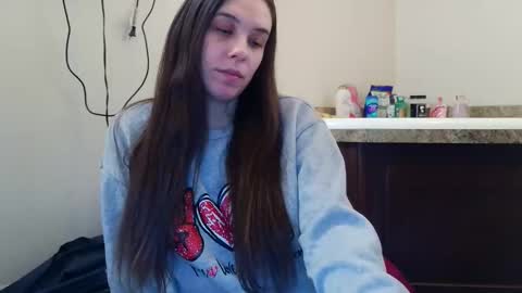 Bella online show from March 9, 3:48 pm