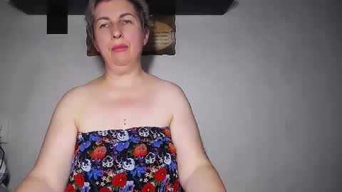 miss_tasha_kom online show from October 12, 1:24 pm