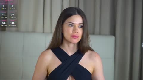 Miss Victoria online show from July 25, 7:10 pm
