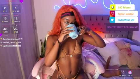 Snapshot of miss_west chatting on February 27, 8:17 am Tay Tay Independent Model   online show from February 27, 8:17 am