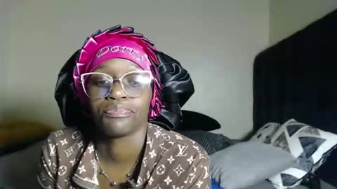 Cherry online show from November 30, 1:10 am