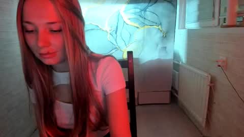 miss_you20 online show from December 16, 8:37 pm