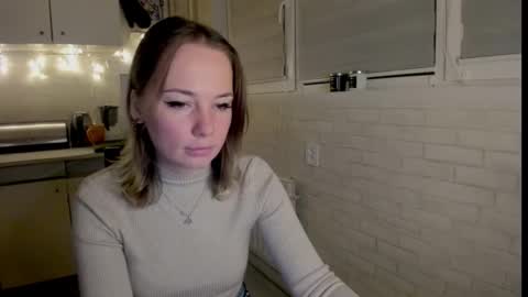 miss_you20 online show from November 4, 8:03 pm