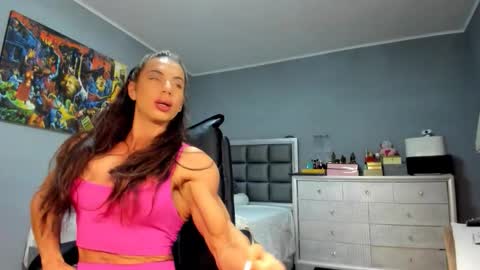 Alesyamuscledoll online show from October 17, 4:10 pm