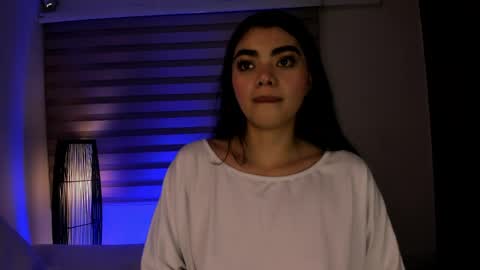 Ariadna Ruiz online show from April 6, 11:55 am