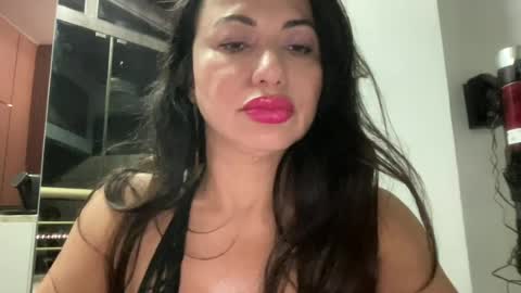 Missbumbum online show from June 23, 9:13 pm