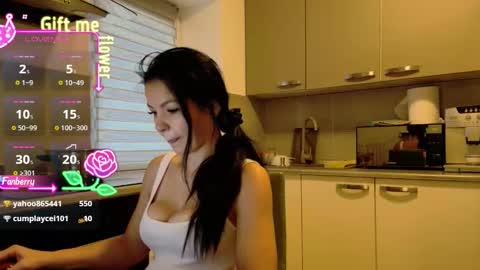 Snapshot of missbya chatting on October 22, 5:23 am missbya online show from October 22, 5:23 am