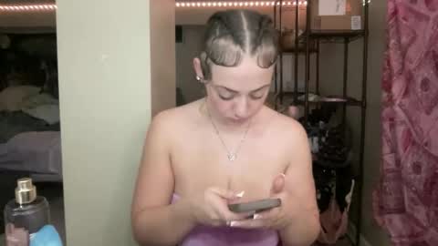 Miss. CogacWoods online show from October 31, 3:49 pm