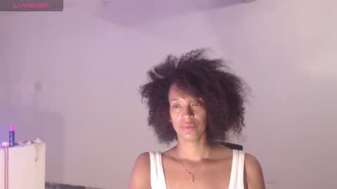 Donna di Diamanti online show from November 1, 12:04 am