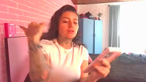 melodie  online show from September 18, 6:50 pm