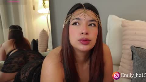 Yuliana online show from November 25, 10:06 am