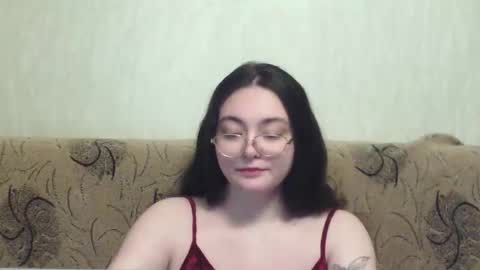 Snapshot of missis_mona chatting on October 25, 6:32 am missis mona online show from October 25, 6:32 am