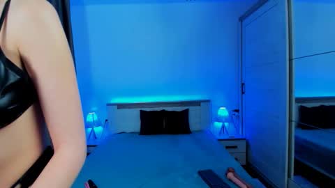 Miss Karla online show from March 5, 8:59 pm