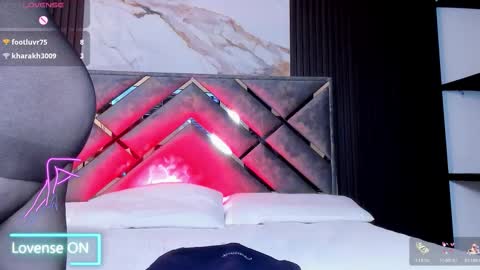 misskathyfox online show from January 7, 5:49 pm