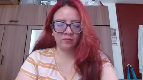 eva   online show from July 8, 2:41 pm