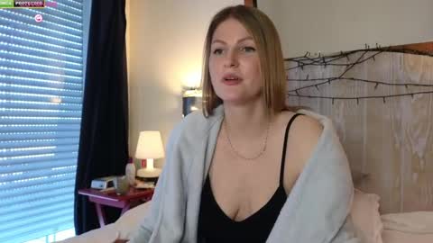 Misslucci online show from December 28, 10:36 am