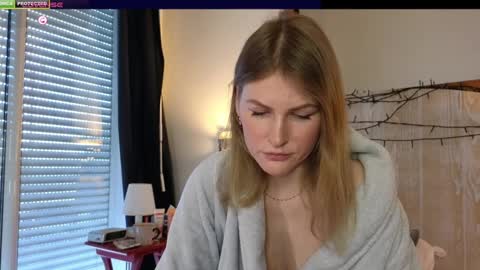 Misslucci online show from January 10, 9:02 am