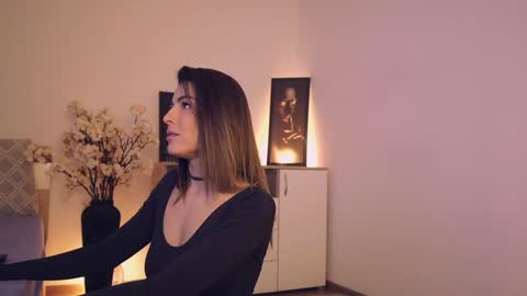 Lullu online show from January 24, 4:59 am