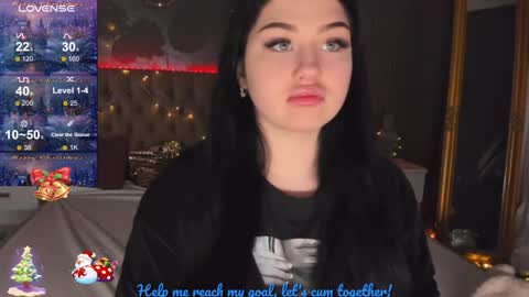 MissMillss online show from December 10, 5:39 am