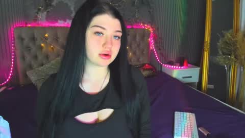 MissMillss online show from February 16, 6:10 am