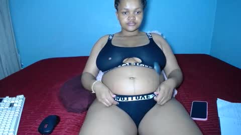 mimmi online show from November 10, 7:58 am