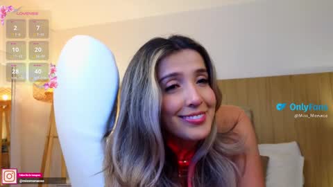 Snapshot of missmonaco chatting on December 7, 12:19 am Emma Rivera online show from December 7, 12:19 am