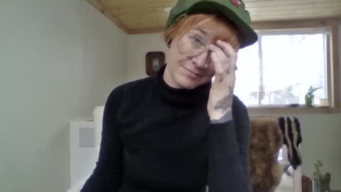 Maxxx online show from December 12, 10:20 pm