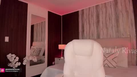 Snapshot of missnataly_ chatting on October 22, 9:53 pm Nataly Rivas online show from October 22, 9:53 pm