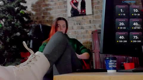 Miss Venus online show from January 27, 5:36 am