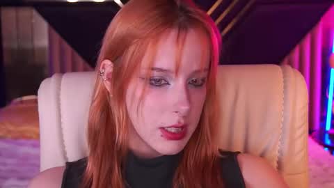 MissVelora online show from November 4, 8:14 pm