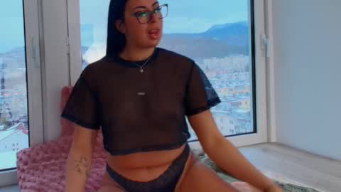 missyscarlet online show from February 24, 6:12 am