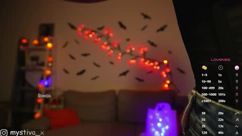 Hi everyone Im Tina online show from October 30, 3:35 pm