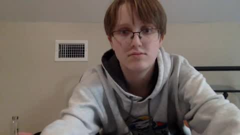 Lassie Cassie online show from August 3, 12:03 am