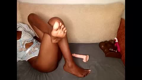 mistress_valentina1 online show from March 28, 1:49 am