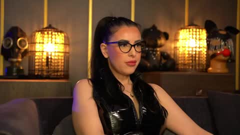 Mistress Kelly online show from April 4, 11:47 pm