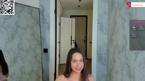 Mia 3 online show from December 1, 2:48 am