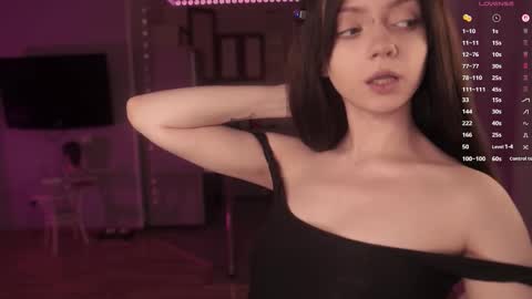 Yuka online show from November 28, 8:12 pm