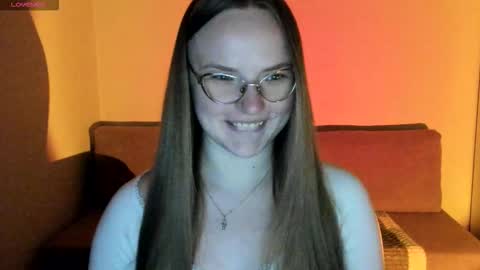 Snapshot of miya_mimi chatting on October 22, 4:01 pm Miya online show from October 22, 4:01 pm