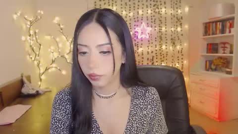 Snapshot of mkultra_aliice chatting on December 15, 1:13 am Alice online show from December 15, 1:13 am