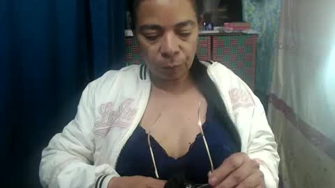 kelly online show from October 9, 3:43 am