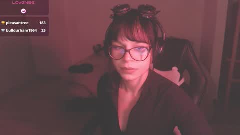 Snapshot of modjo_ chatting on January 29, 4:47 am Modjo online show from January 29, 4:47 am