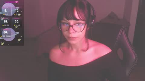 Snapshot of modjo_ chatting on March 6, 10:30 am Modjo online show from March 6, 10:30 am