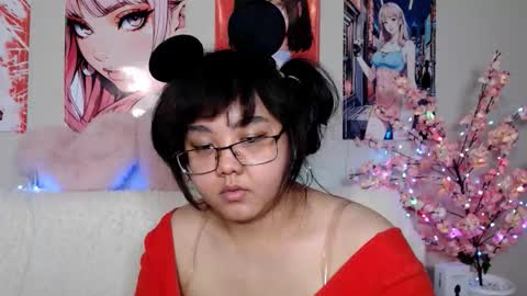 Molly online show from February 21, 6:58 am