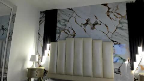 Hey Guys  Im Mollie online show from September 30, 12:22 pm