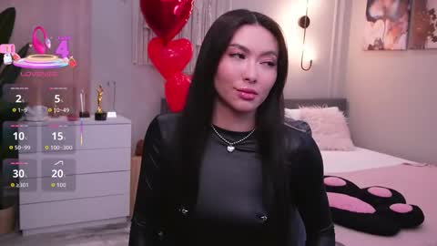 Molly online show from February 20, 6:59 am