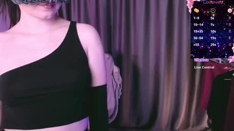 Molly online show from March 16, 6:34 pm