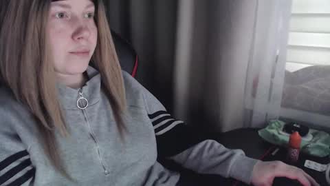 I have new photos come and see with love Molly online show from November 28, 10:29 am